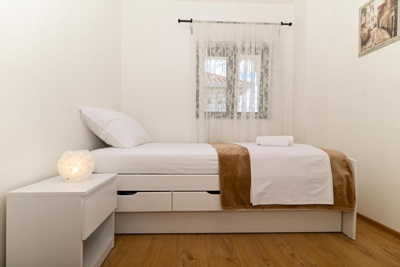 Apartman Ciciliani Trogir Kültér fotó
